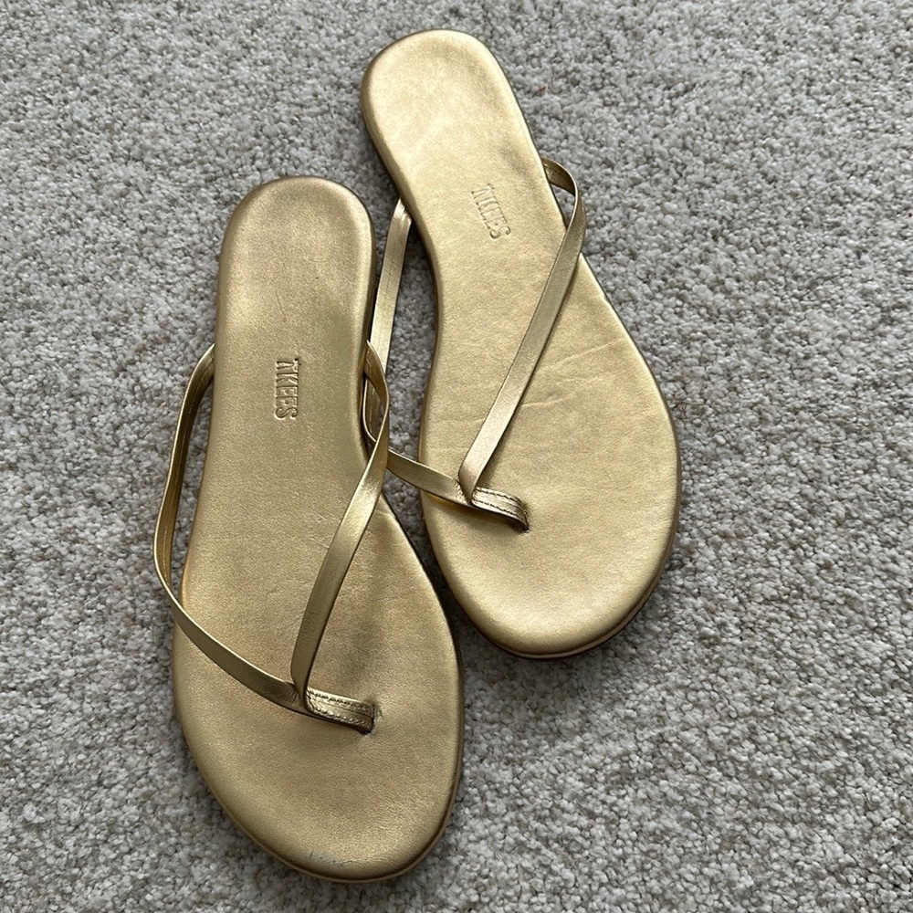 Tkees gold flip flop sandal